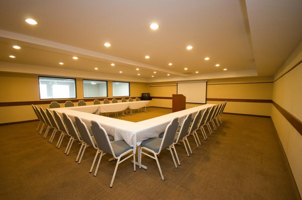 The Lotus Suites At Midlane Golf Resort Wadsworth สิ่งอำนวยความสะดวก รูปภาพ